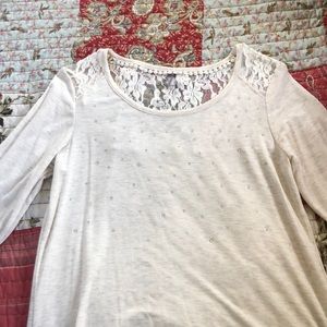 Cream colored long sleeve shirt